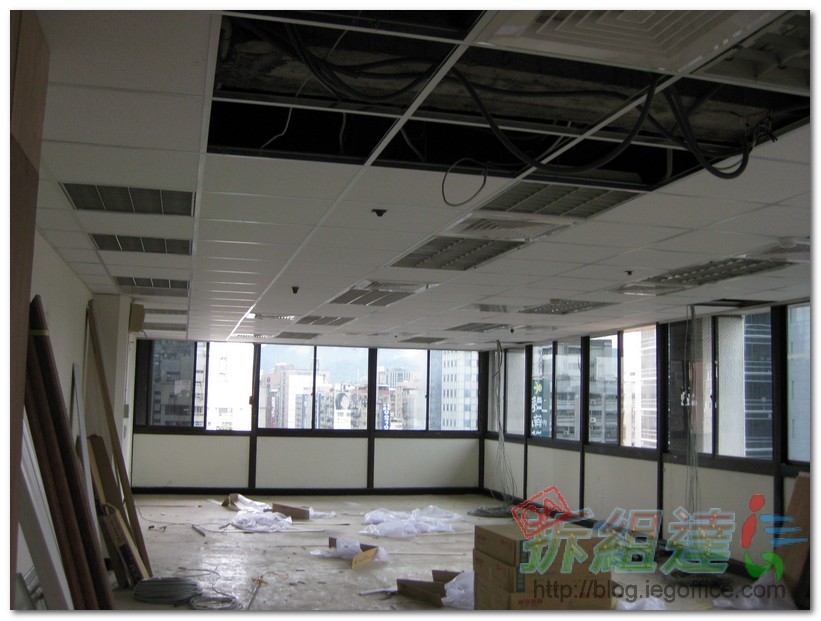 辦公室裝修-輕鋼架天花板