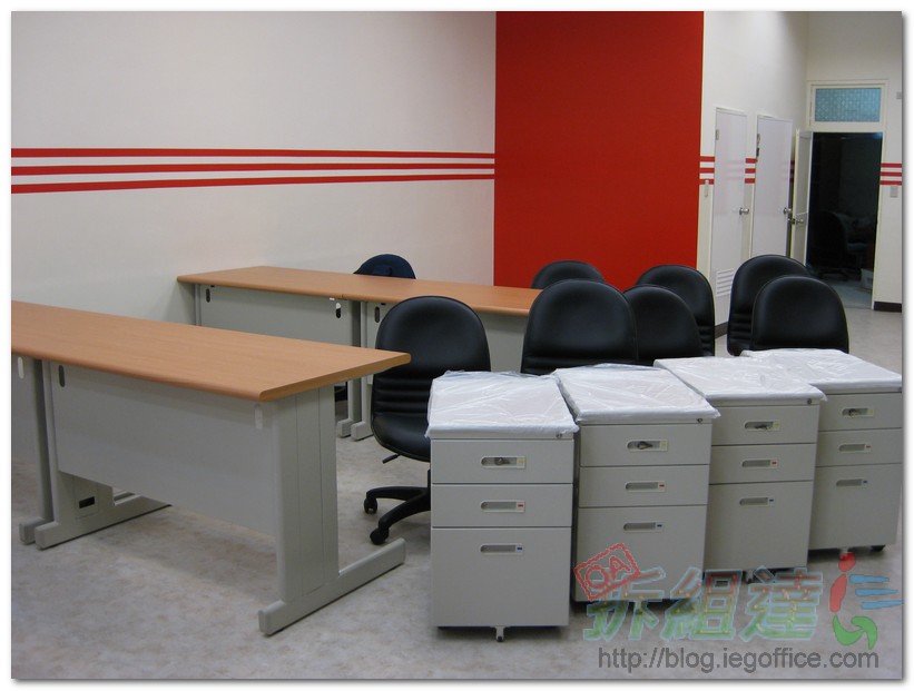 辦公家具-OA辦公桌、OA辦公椅、活動袖箱